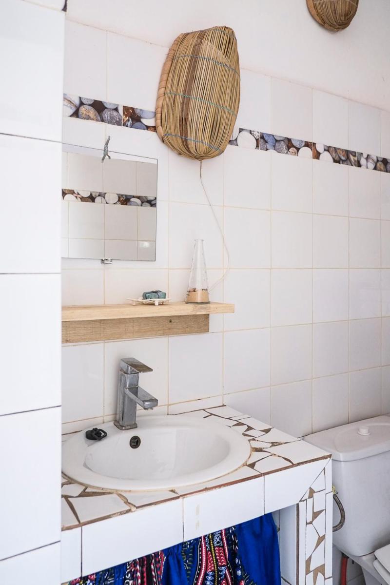 Keur Dofie Bed & Breakfast Toubab Dialao Eksteriør bilde
