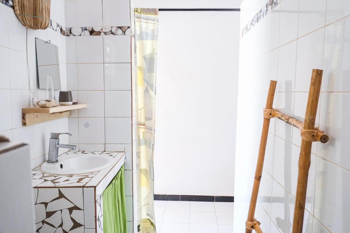 Keur Dofie Bed & Breakfast Toubab Dialao Eksteriør bilde